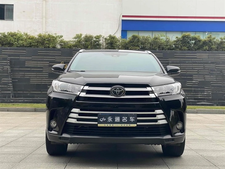 2018 Toyota Highlander 2.0T 4WD Luxury Edition 7Seater National VI 2018 Toyota Highlander 2.0T 4WD Luxury Edition 7Seater National VI