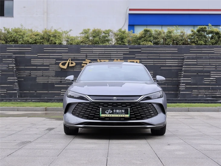BYD Company2025 Qin LDM - I Intelligent Driving Version 120KM BYD Company2025 Qin LDM - I Intelligent Driving Version 120KM